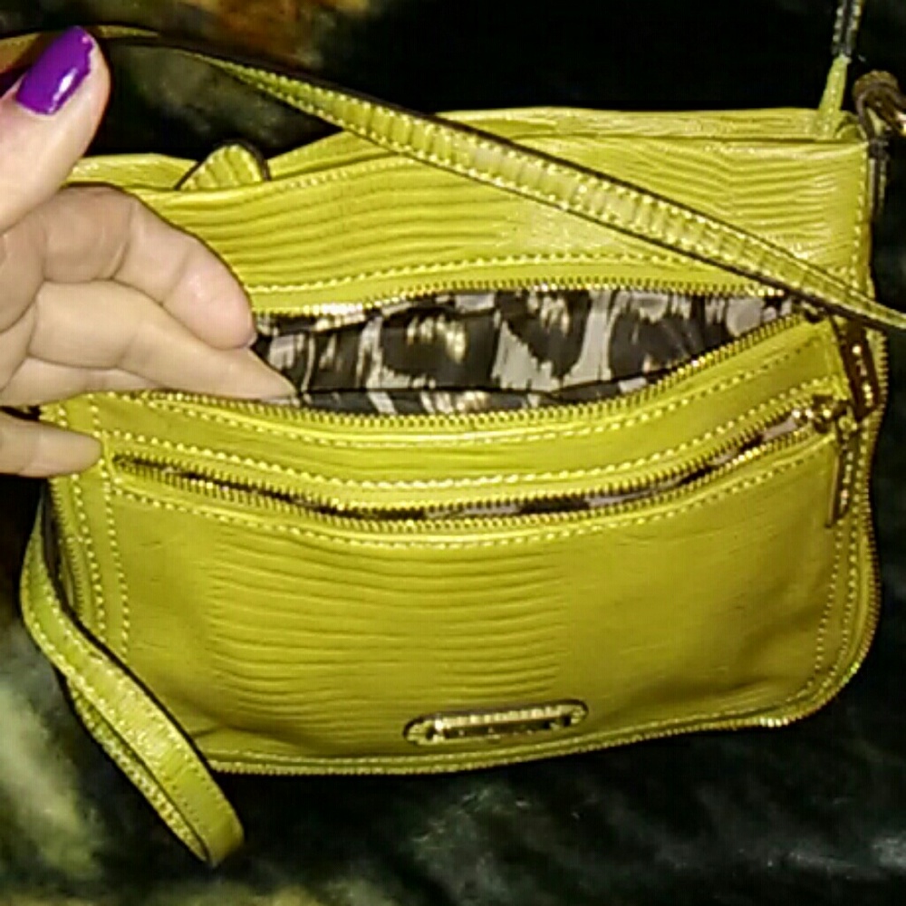 Purse - Picture 2 of 4